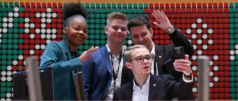 Jugendlandtag Hartmann 4 Desktop