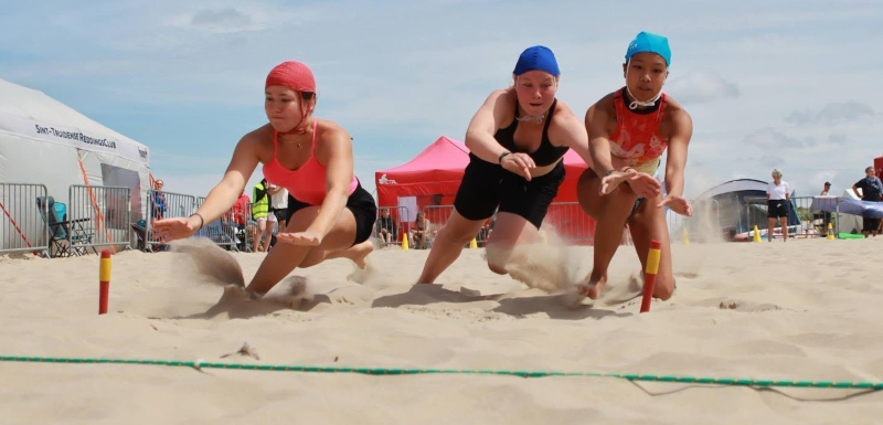 Beachflags JanssenKatharina.jpg