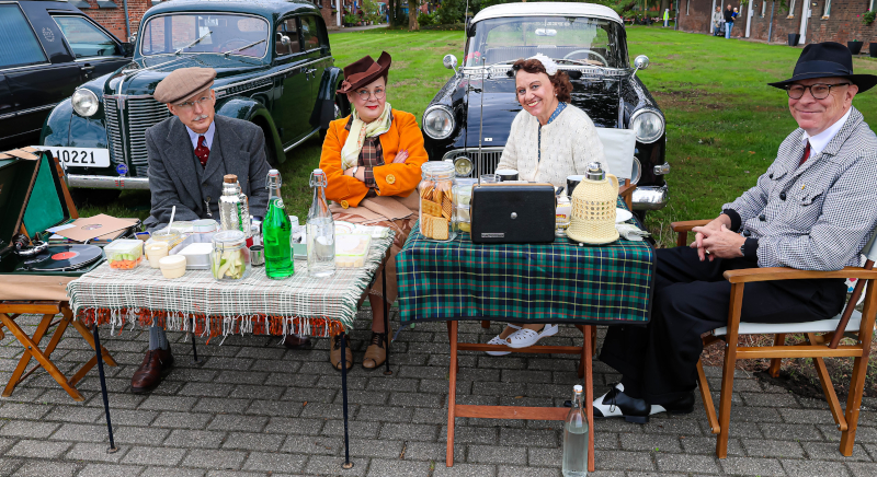 Oldtimer Treff Foto JS 14