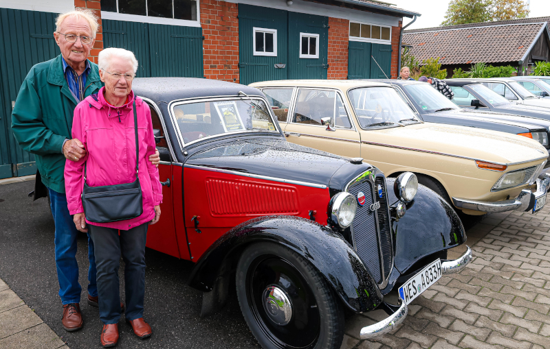 Oldtimer Treff Foto JS 5