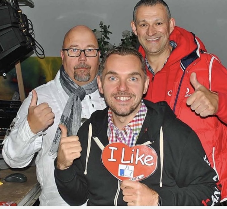 DJ Frank DJ Tom und im Vordergrund DJ Xandl